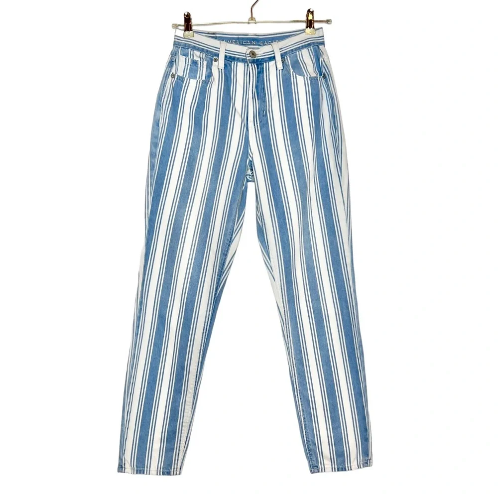AMERICAN EAGLE Striped High‎ Rise Mom Jean. Size 0